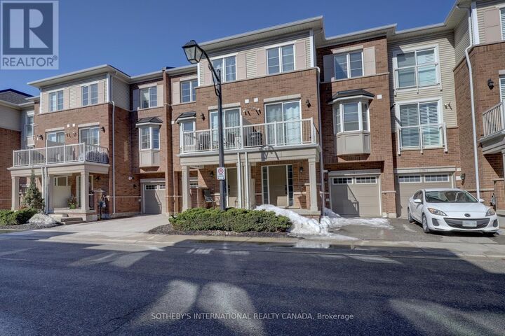 Property Photo:  165 Hampshire Way 78  ON L9T 8M7 