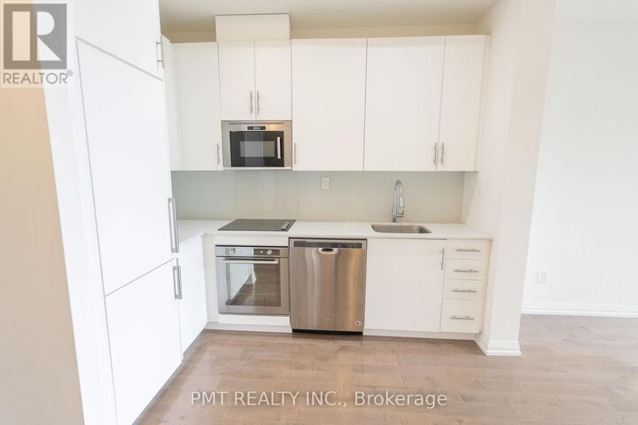 Property Photo:  460 Adelaide Street East 912  ON M5A 0E7 