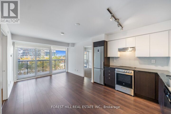 Property Photo:  120 Varna Drive 423  ON M6A 0B3 