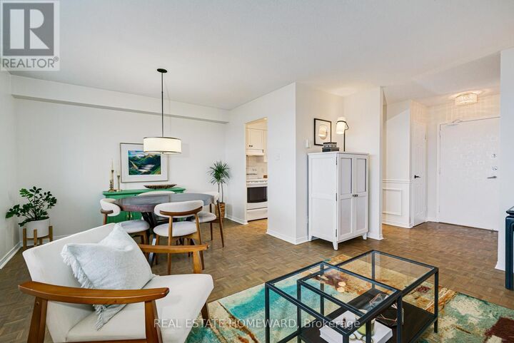 Property Photo:  2550 Pharmacy Avenue 1501  ON M1W 1H9 