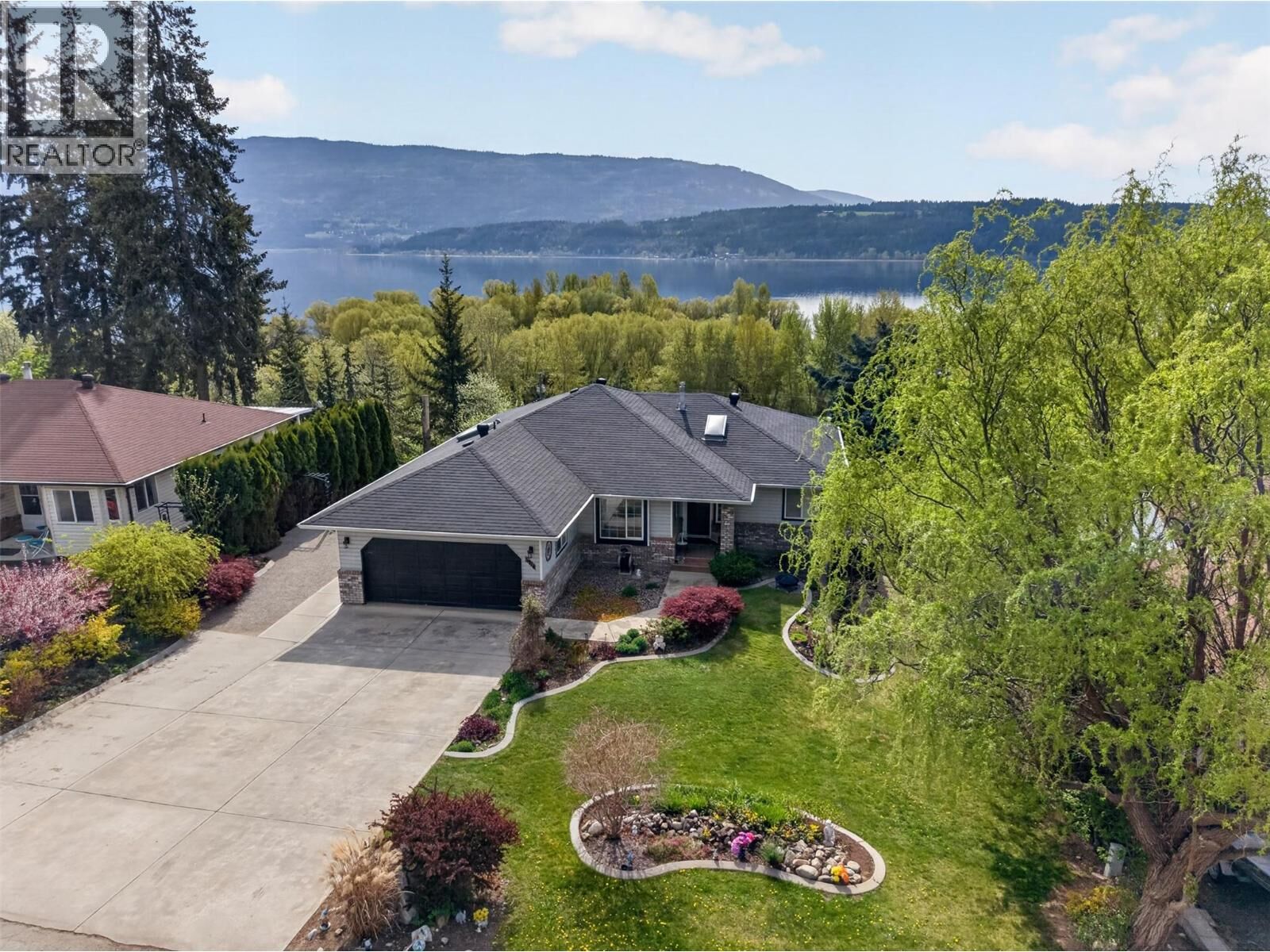 Property Photo:  3714 Bastionview Road  BC V0E 2X1 