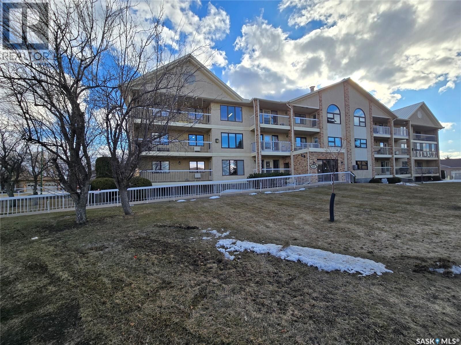 Property Photo:  103 27 Erichsen Place  SK S3N 3Z6 