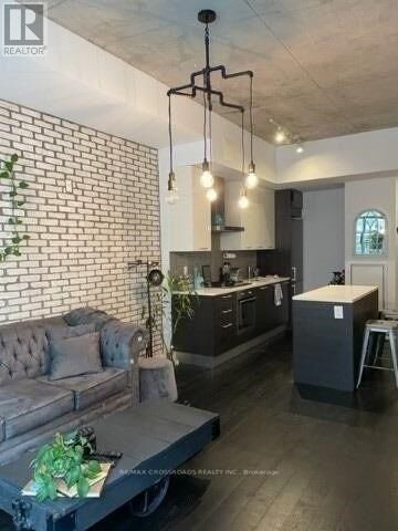 Property Photo:  90 Broadview Avenue 622  ON M4M 0A7 