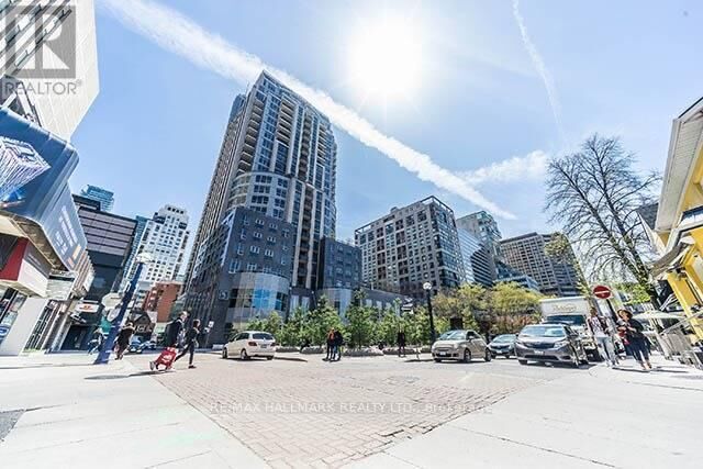 Property Photo: 80 Cumberland Street 307 ON M5R 3V1