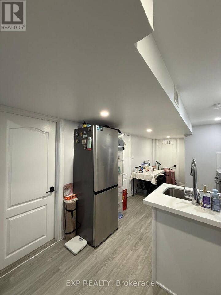 Property Photo:  130 Adventure Crescent Lower  ON L6A 3J1 
