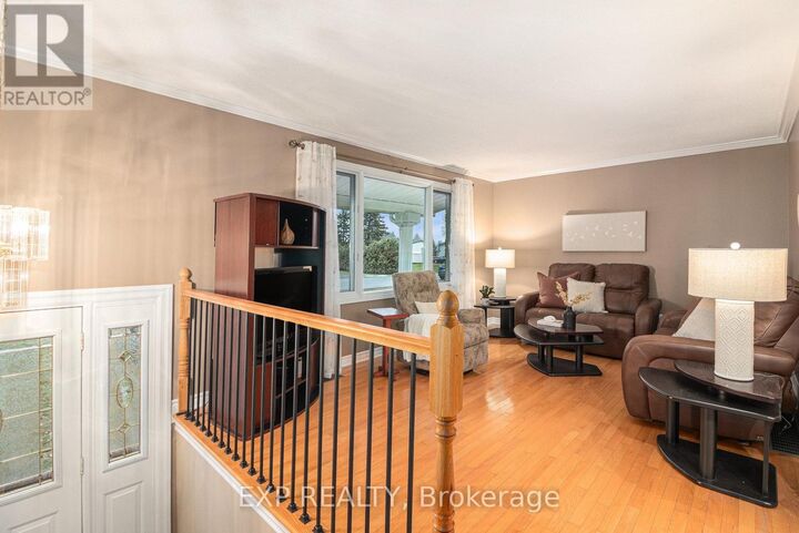 Property Photo:  2 Castlebeau Street  ON K0A 1W0 