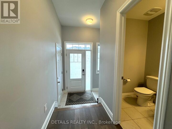 Property Photo:  557 Flagstaff Drive  ON K2J 6T5 