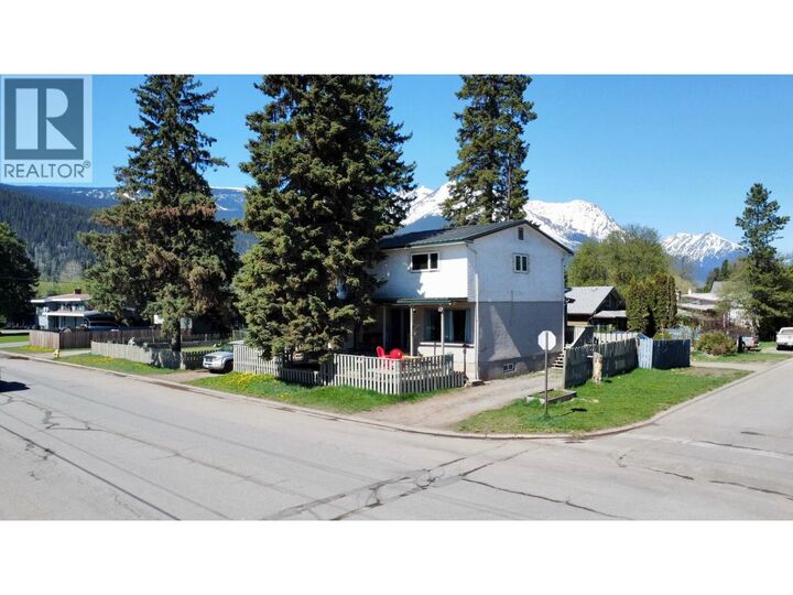 1293 Columbia Street — photo 1