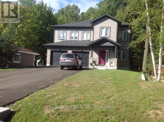 Property Photo:  36A 48th Street South  ON L9Z 1Y3 