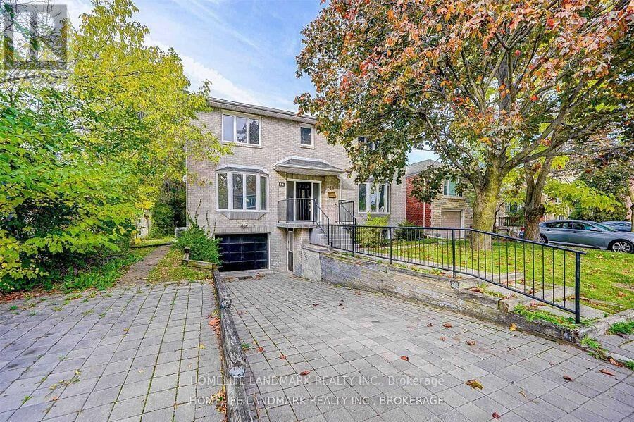 Property Photo:  44 Frontenac Avenue  ON M5N 1Z7 