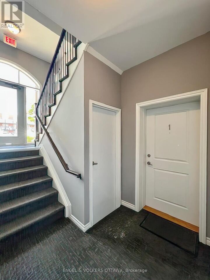 Property Photo:  25 Earlton Private 1  ON K2T 0C6 