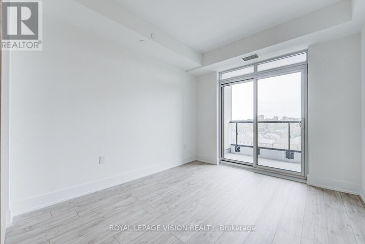 Property Photo:  858 Dupont Street 619  ON M6G 0C1 