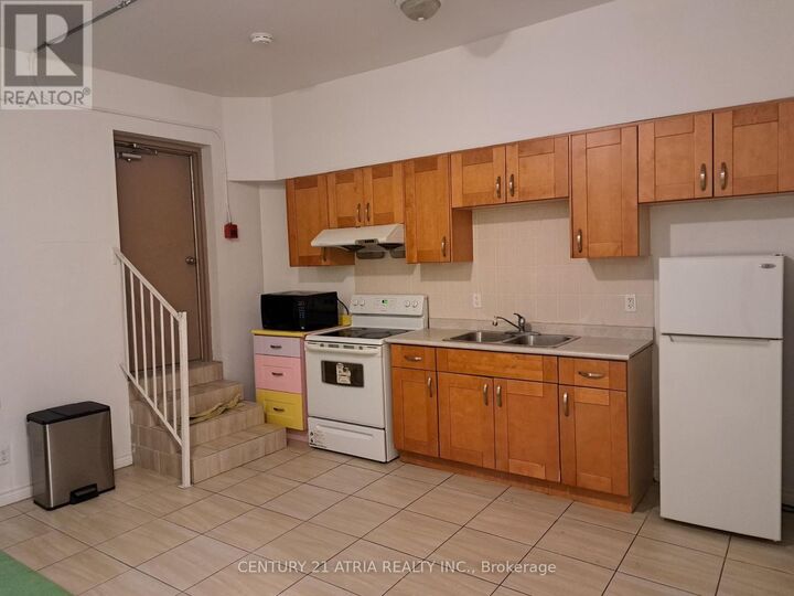 Property Photo:  366 College Street 302  ON M5T 1S6 