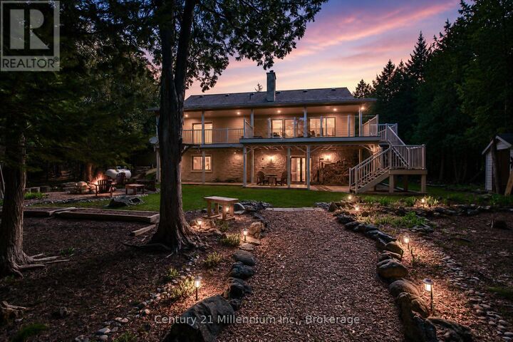 Property Photo:  80 Lakewood Country Lane  ON N0H 1W0 
