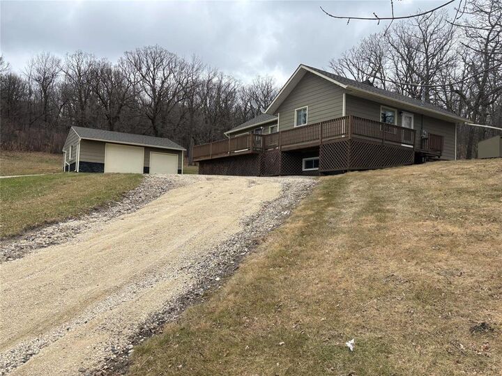 Property Photo:  500 Pleasant Valley Drive  MB R0K 1G0 