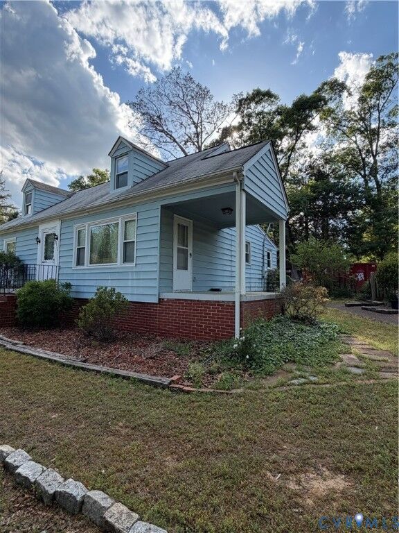 Property Photo:  8706 McCaw Drive  VA 23235 