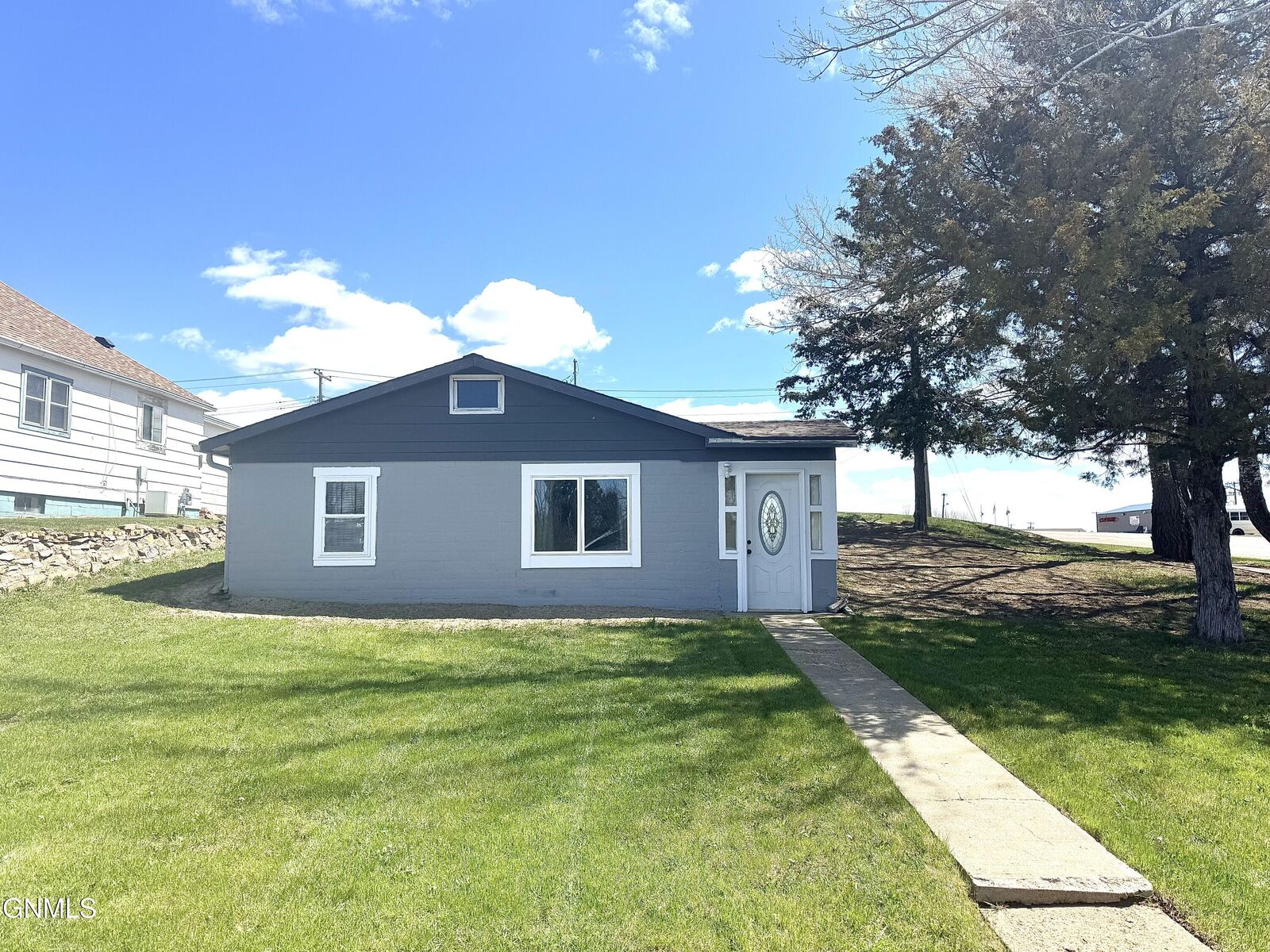 Property Photo:  101 Illinois Avenue  ND 58646 