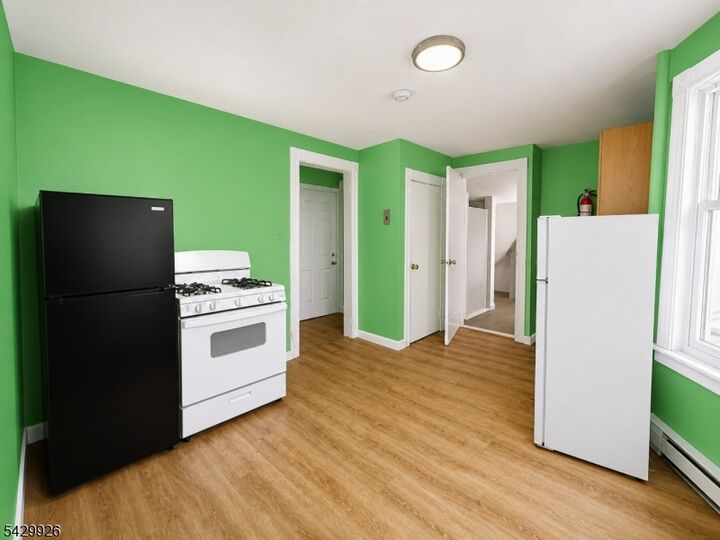 Property Photo:  276 Atlantic St  NJ 07503 