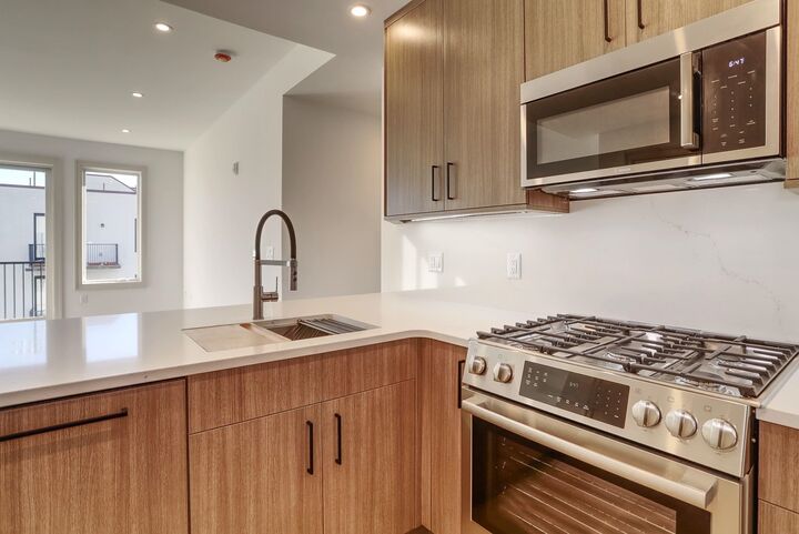 Property Photo: 921 Madison St 303 NJ 07030