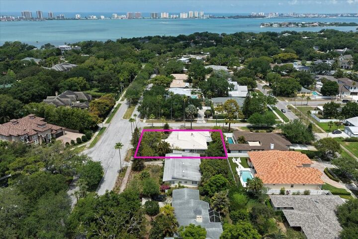 Property Photo:  109 Ponce De Leon Boulevard  FL 33756 