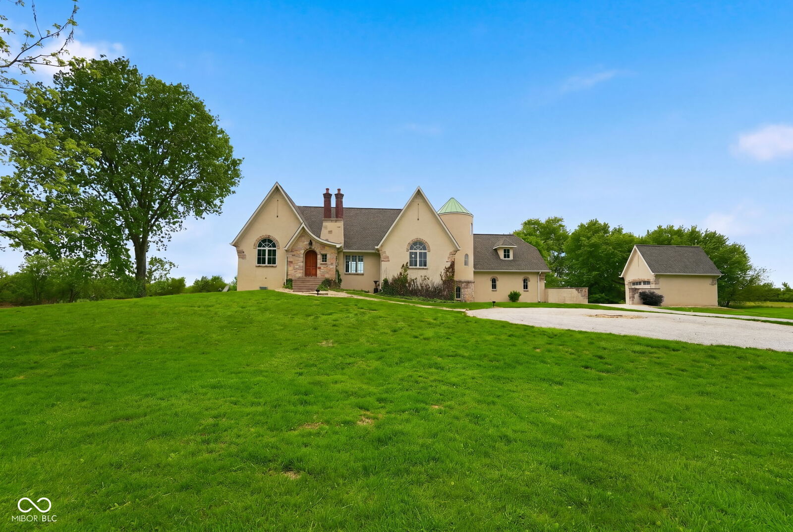 Property Photo:  1646 E 600 N  IN 46184 