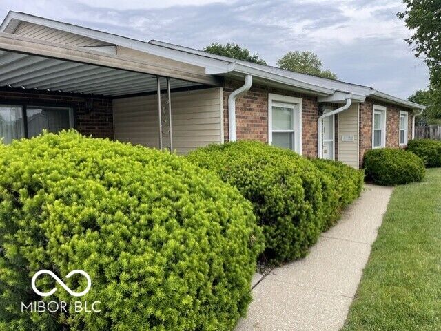 Property Photo:  2755 Prosperity Drive  IN 47201 