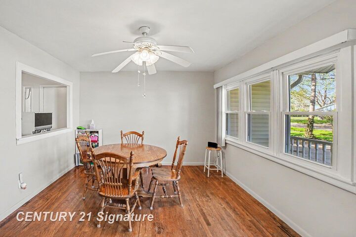 Property Photo:  707 Garwood Street  MI 48858 