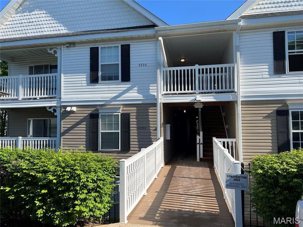 Property Photo:  4302 Spring Creek Lane  MO 63368 