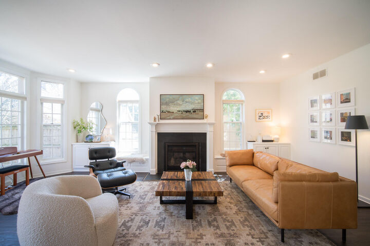 Property Photo: 824 E Glen Ave WI 53217