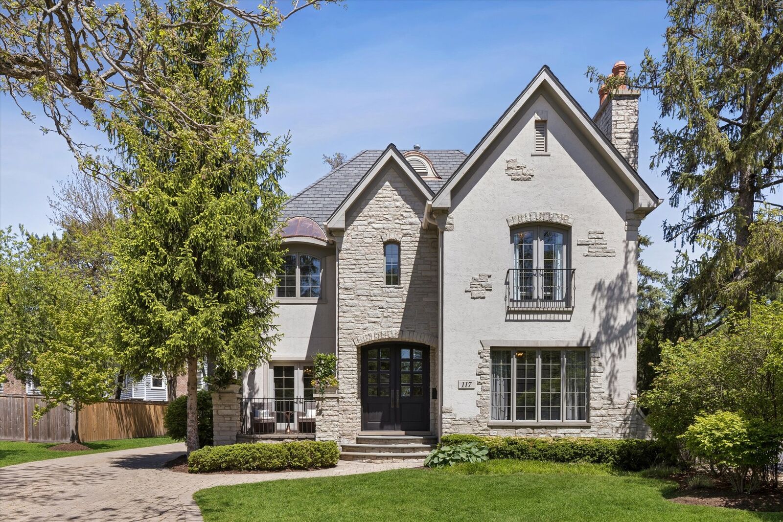 Property Photo:  117 W North Street  IL 60521 