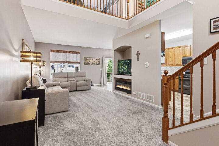 Property Photo:  136 Durango Drive  IL 60136 