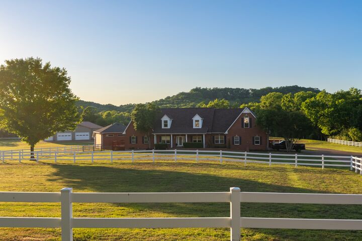 Property Photo: 1446 Kittrell Rd TN 37064