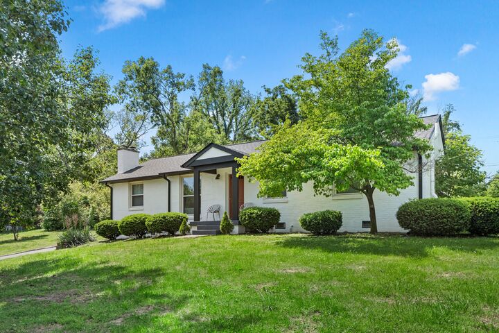 Property Photo:  2219 Dearborn Dr  TN 37214 