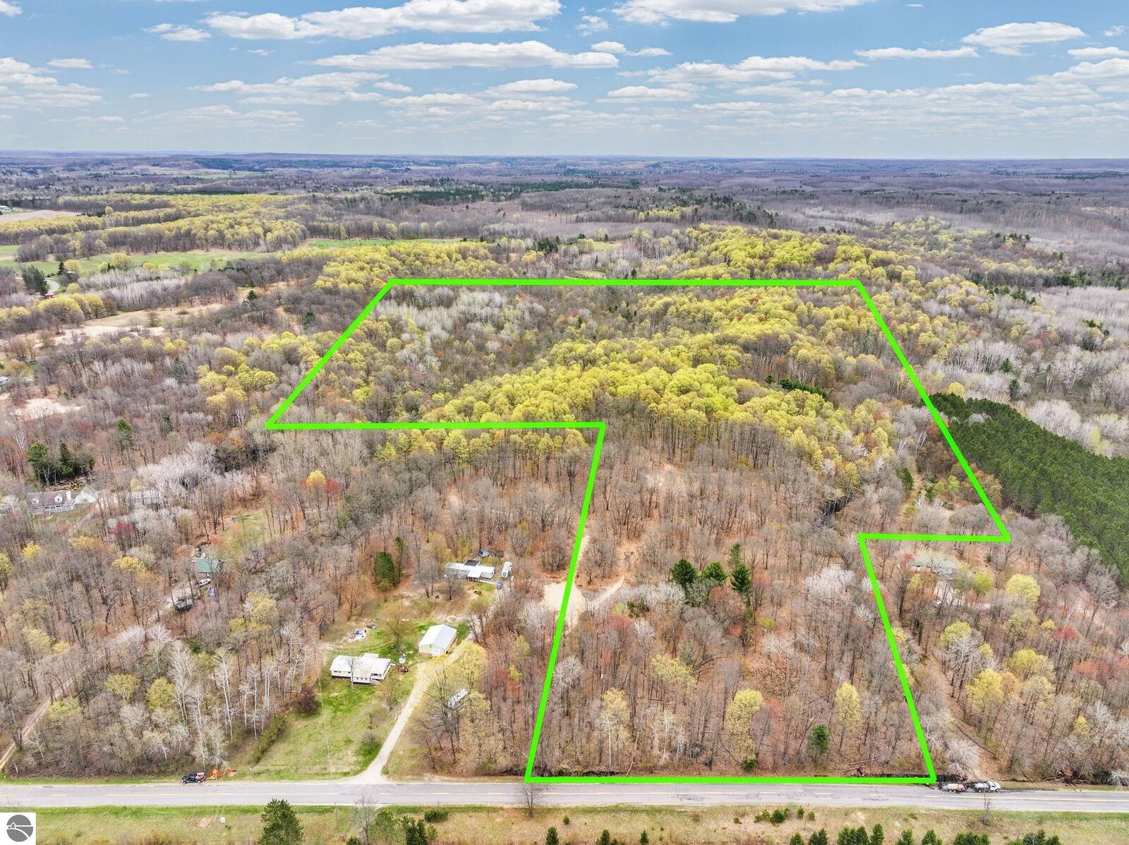 Property Photo:  1858 N Kings Highway  MI 49656 