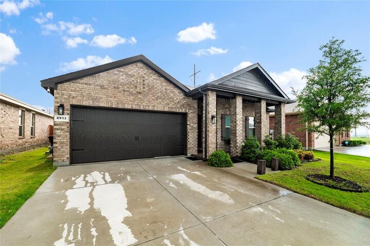 Property Photo:  8913 Timber Gulch Circle  TX 76179 