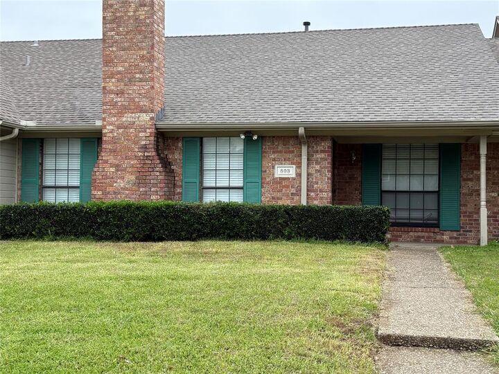 Property Photo: 503 Lexington Drive TX 75110