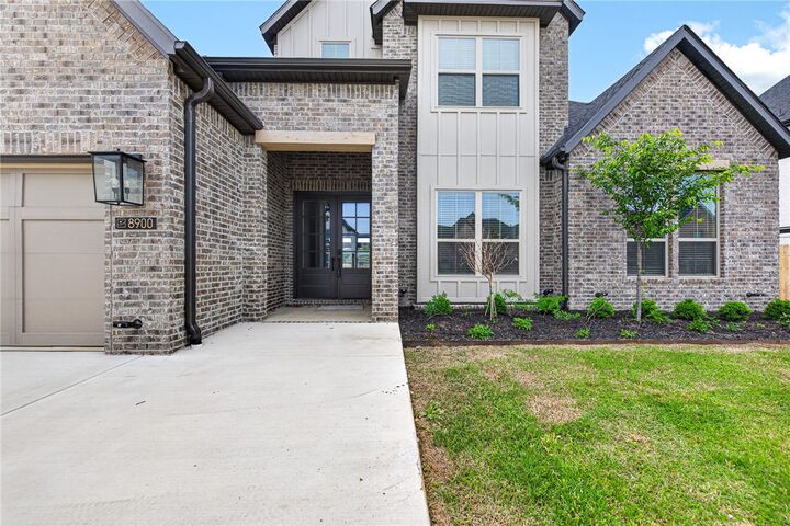 Property Photo: 8900 W Comet Drive AR 72713
