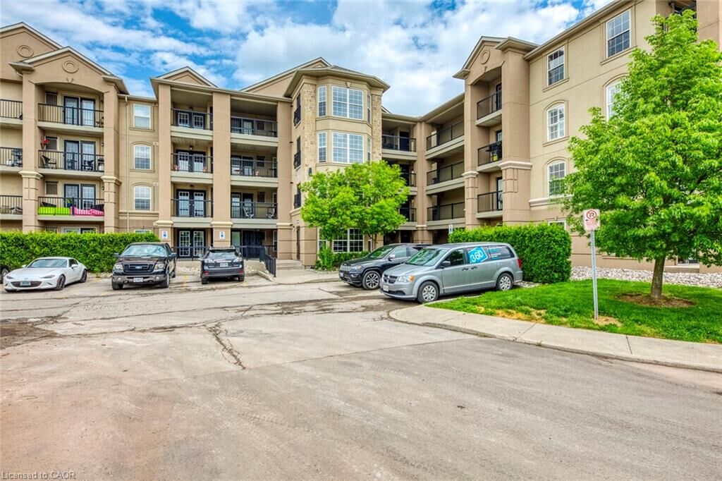 Property Photo:  2055 Appleby Line 403  ON L7L 7H1 