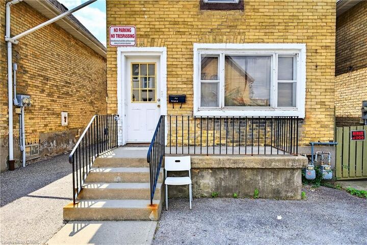 Property Photo:  15 Warnock Street Upper  ON N1R 2A7 