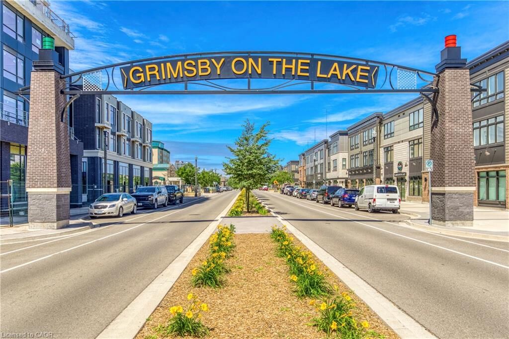 Property Photo: 560 North Service Road 303 ON L3M 0G3