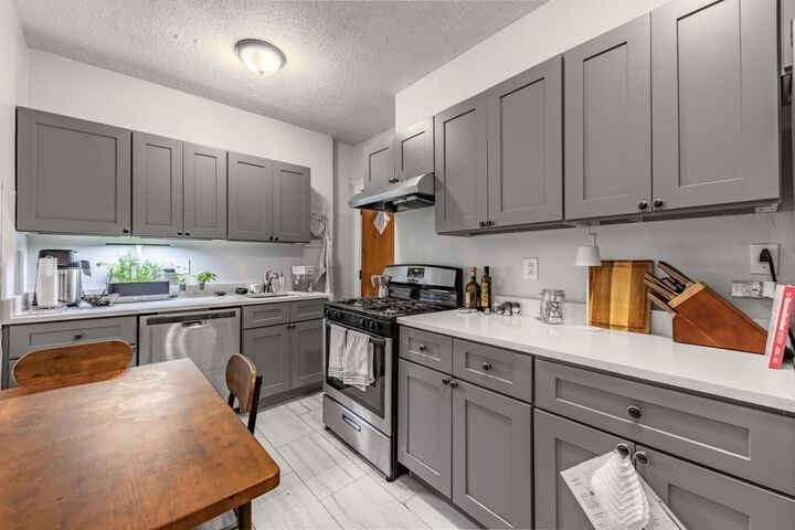 Property Photo:  189 Chestnut Hill Avenue 11  MA 02135 