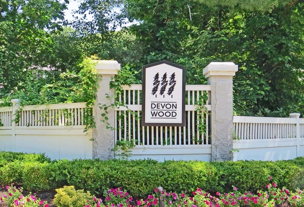 Property Photo:  107 Bradford Commons Lane 107  MA 02184 
