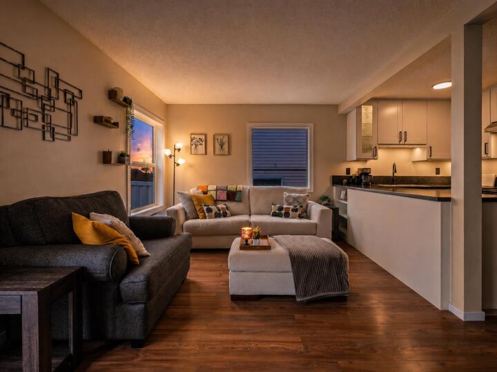 Property Photo:  101 Country Hills Villas NW  AB T3K 4S8 