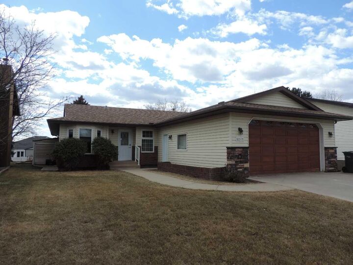 Property Photo:  5217 46 Avenue  AB T0C 2J0 