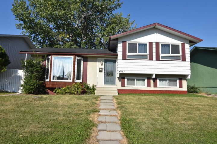 Property Photo: 6151 Penworth Road SE AB T2A 4J9