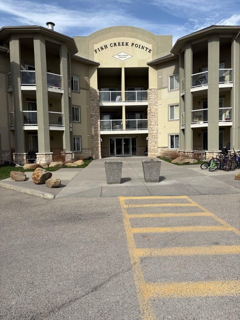 Property Photo:  2518 Fish Creek Boulevard SW 2112  AB T2Y 4T6 