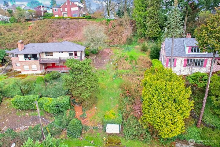 Property Photo:  3502 E Terrace Street  WA 98122 