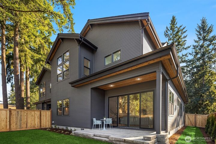 Property Photo:  15014 SE 22nd Street  WA 98007 