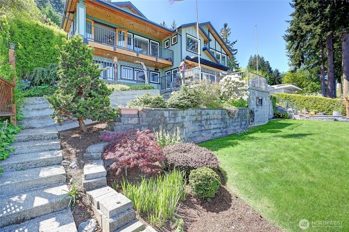 Property Photo:  144  Loon Asea Lane  WA 98282 