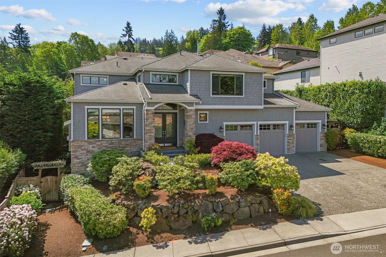 Property Photo:  2759 NW Pine Cone Place  WA 98027 